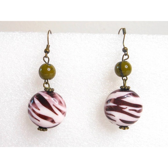 Vintage White & Brown Leopard Striped Drop Earrings - Picture 7 of 7